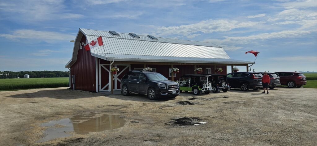 A picture of a barn store in Manitoba